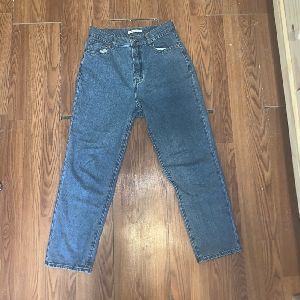 PacSun “Light High Waisted Straight Leg Jeans”